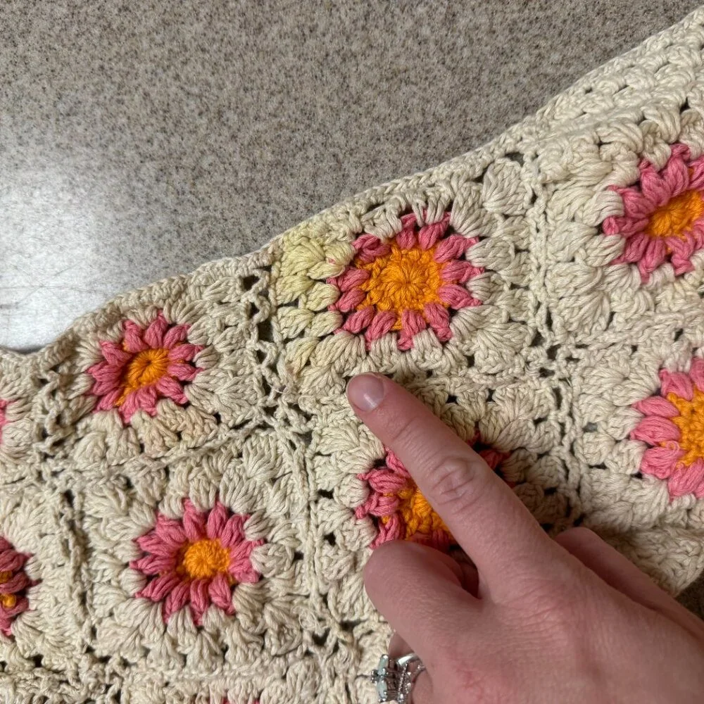 Handmade‎ Crochet Knit Flower Granny Square Triangle Scarf